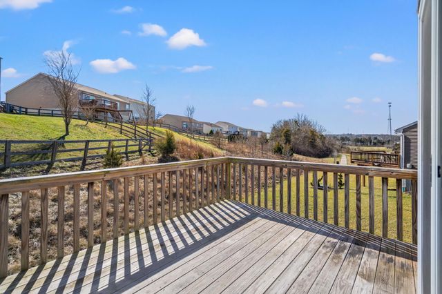 9542 Meadow Lake Drive, Alexandria, KY 41001