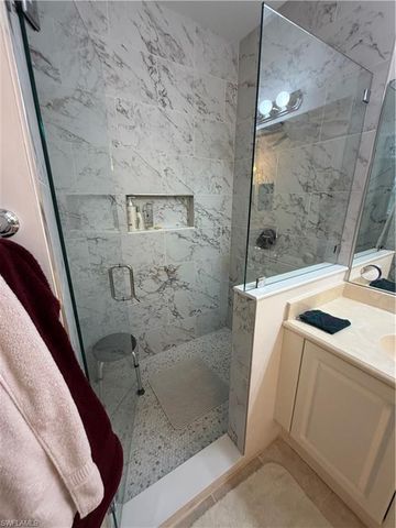 1305 Mariposa CIR 1204, Naples, FL 34105