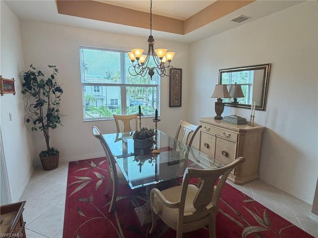 1305 Mariposa CIR 1204, Naples, FL 34105