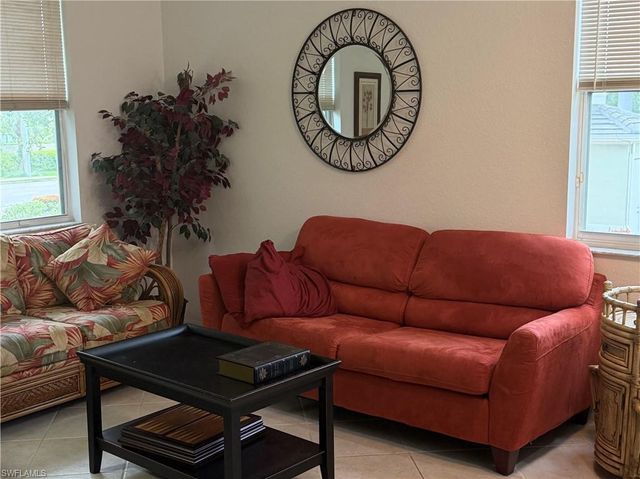 1305 Mariposa CIR 1204, Naples, FL 34105