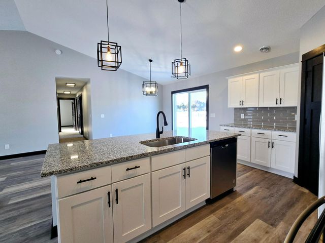 1110 Cullen Street, Saint Peter, MN 56082