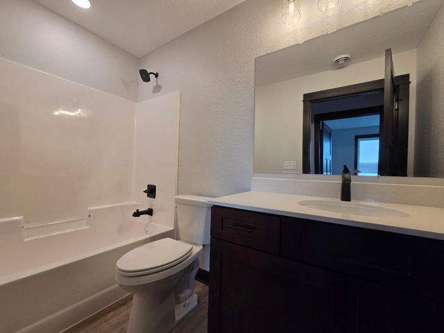 1110 Cullen Street, Saint Peter, MN 56082