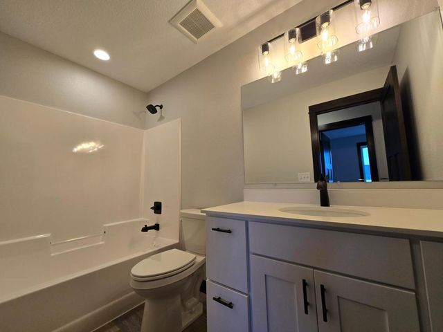 1110 Cullen Street, Saint Peter, MN 56082