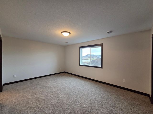1110 Cullen Street, Saint Peter, MN 56082