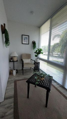 50 Plymouth, West Palm Beach, FL 33417