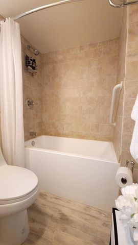 50 Plymouth, West Palm Beach, FL 33417