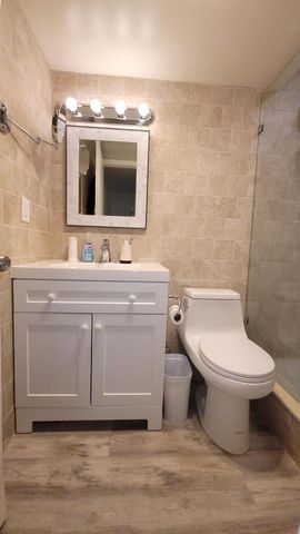 50 Plymouth, West Palm Beach, FL 33417