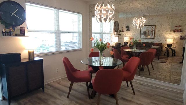 50 Plymouth, West Palm Beach, FL 33417