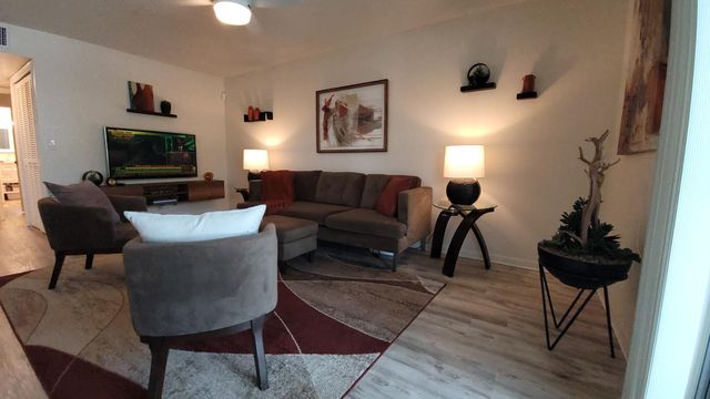 50 Plymouth, West Palm Beach, FL 33417