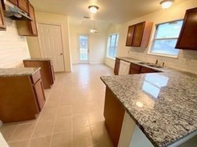 3149 Riverside Drive, Carrollton, TX 75007