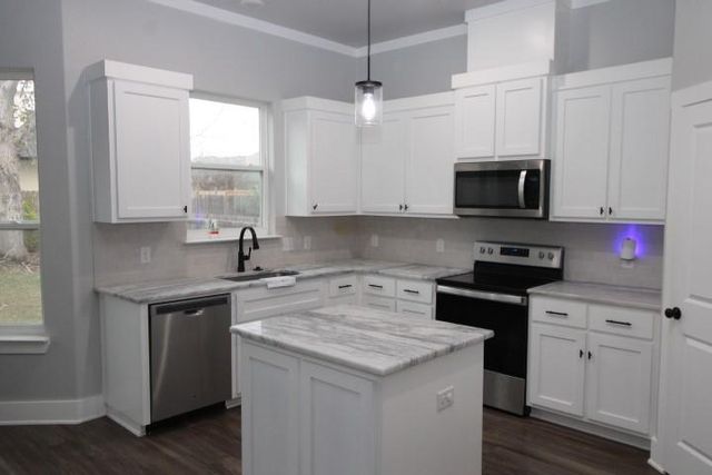 215 Slippery Elm DR, Nolanville, TX 76559