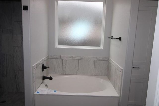 215 Slippery Elm DR, Nolanville, TX 76559