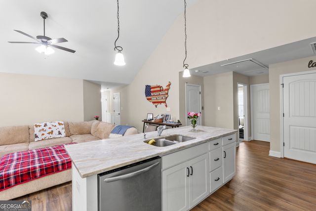 140 Sourwood Lane, Warner Robins, GA 31093