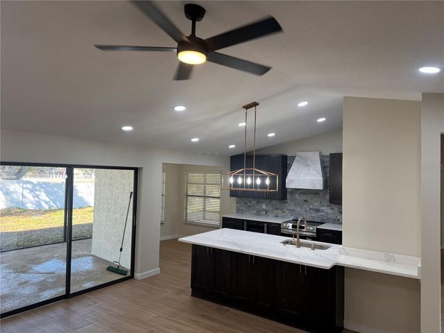 2221 CIMARRON TERRACE, Palm Harbor, FL 34683