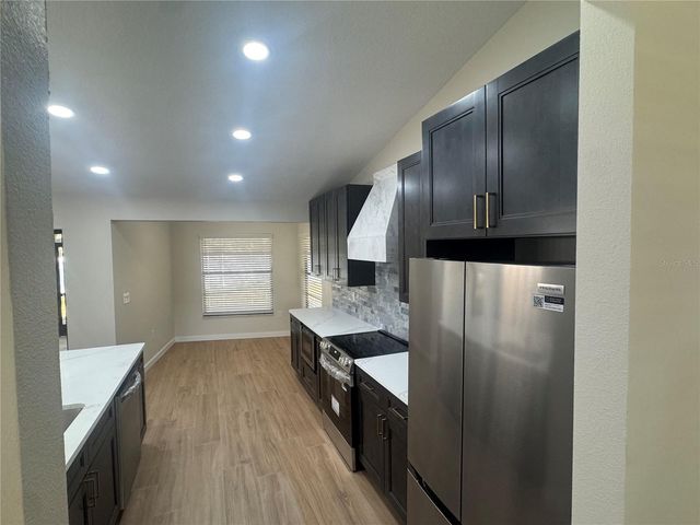 2221 CIMARRON TERRACE, Palm Harbor, FL 34683