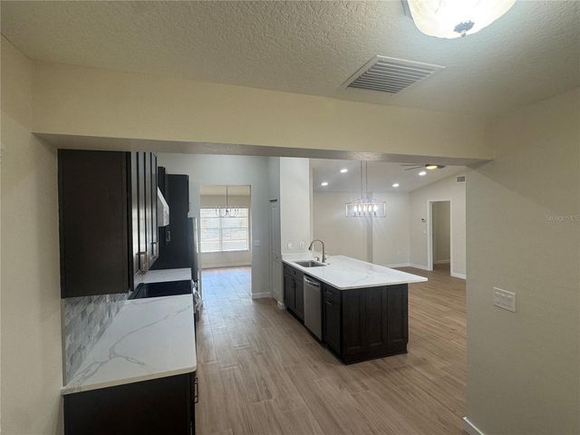 2221 CIMARRON TERRACE, Palm Harbor, FL 34683