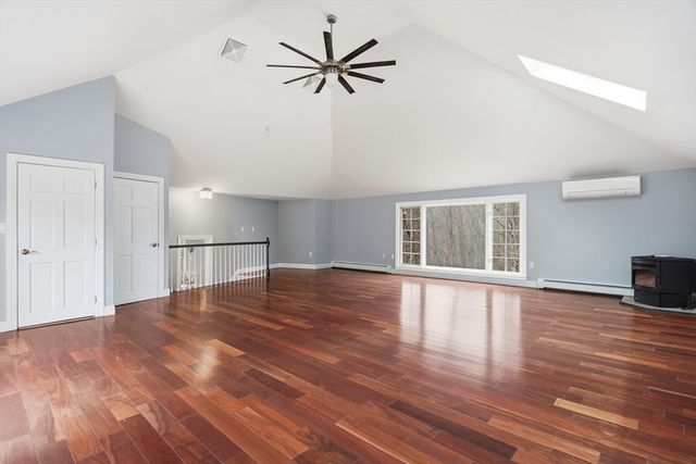 11 Alison Way, Andover, MA 01810