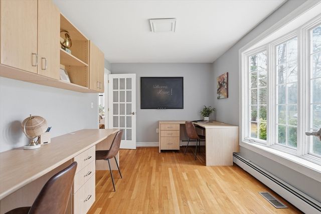 11 Alison Way, Andover, MA 01810