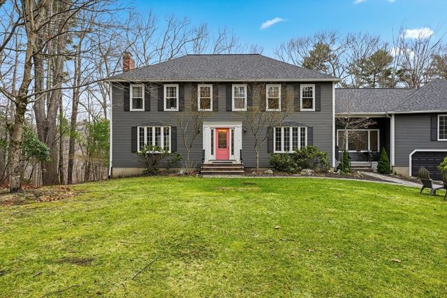 11 Alison Way, Andover, MA 01810