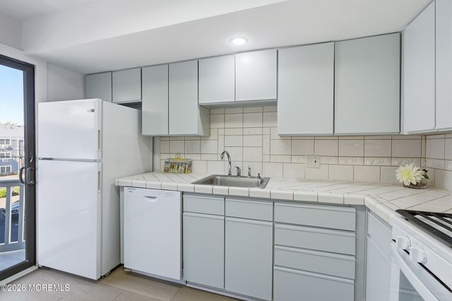 621 Ocean Avenue 214, Bradley Beach, NJ 07720