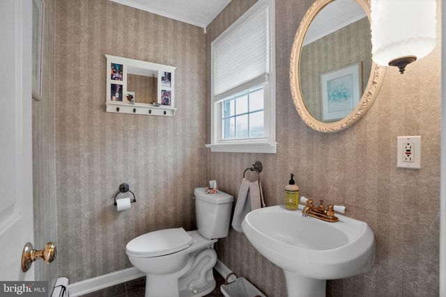 1000 BROOKWOOD DR, Pottstown, PA 19464