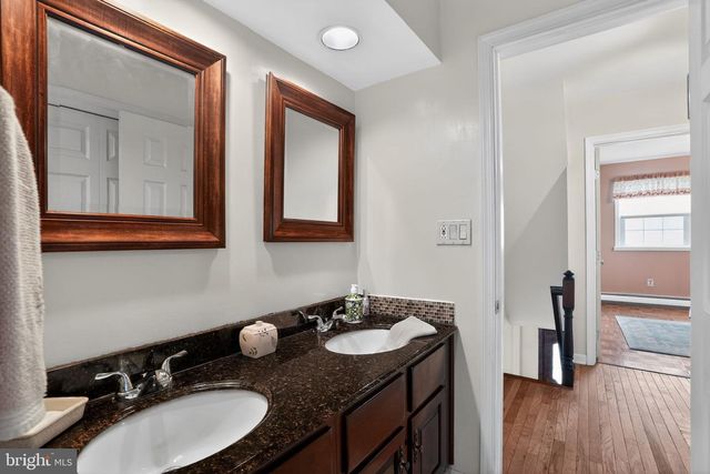 1000 BROOKWOOD DR, Pottstown, PA 19464