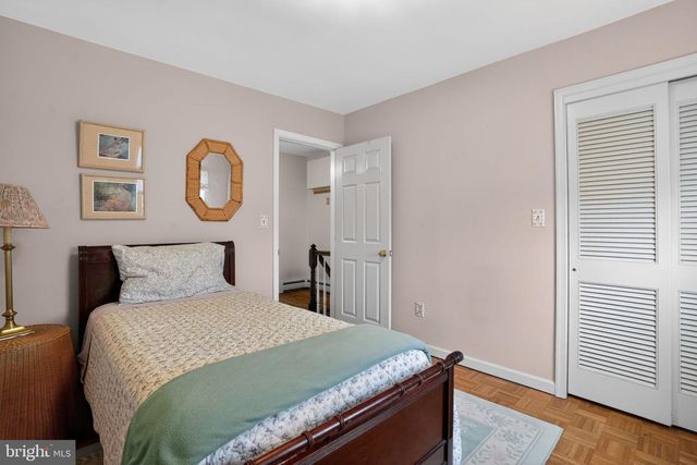 1000 BROOKWOOD DR, Pottstown, PA 19464