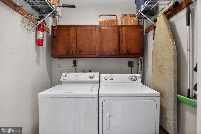 1000 BROOKWOOD DR, Pottstown, PA 19464