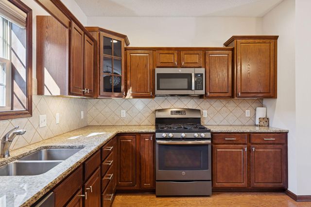 24098 Rivers Edge Road, Rogers, MN 55374