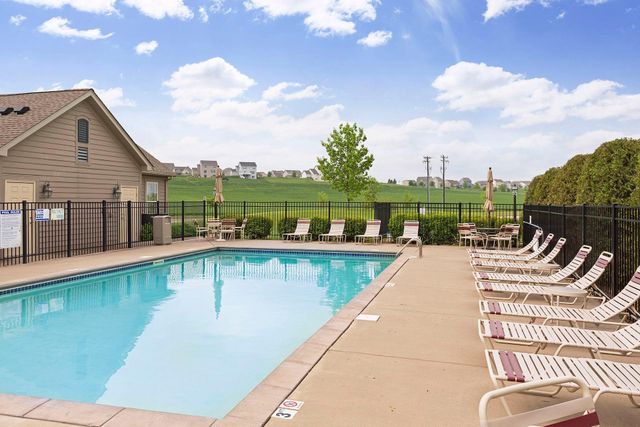 24098 Rivers Edge Road, Rogers, MN 55374