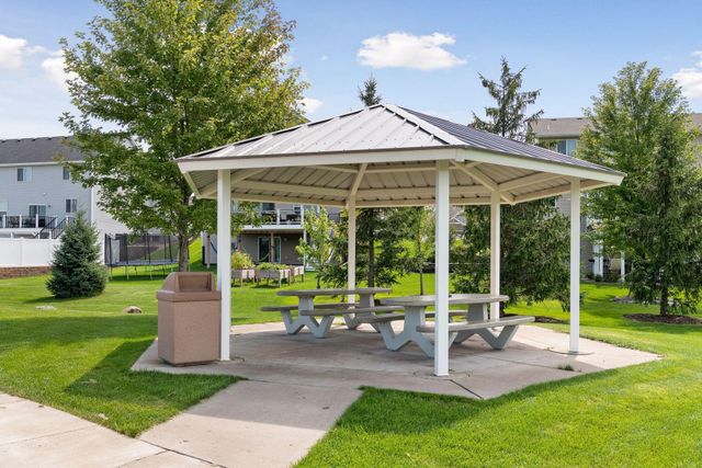 24098 Rivers Edge Road, Rogers, MN 55374