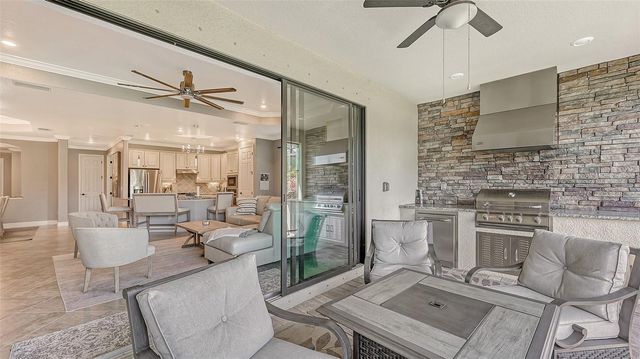 6137 CESSNA RUN, Bradenton, FL 34211