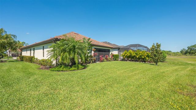 6137 CESSNA RUN, Bradenton, FL 34211