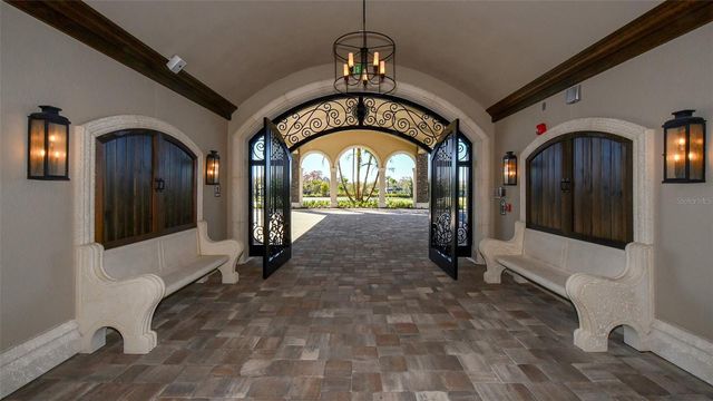 6137 CESSNA RUN, Bradenton, FL 34211
