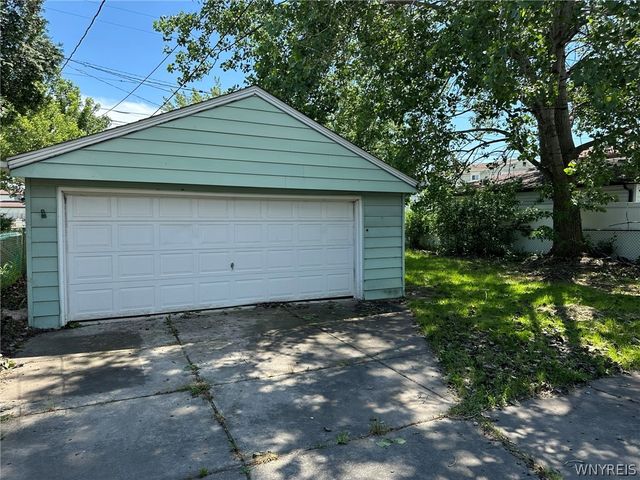 7 Joseph Street, Cheektowaga, NY 14225