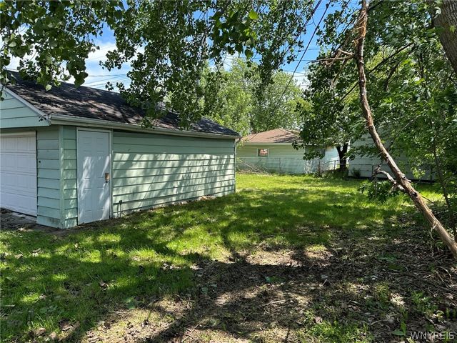7 Joseph Street, Cheektowaga, NY 14225