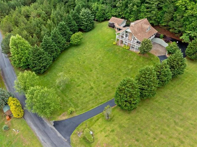 82 Emelia Drive, Morganton, GA 30560