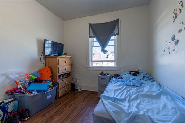 1123 Craig St, Mckeesport, PA 15132