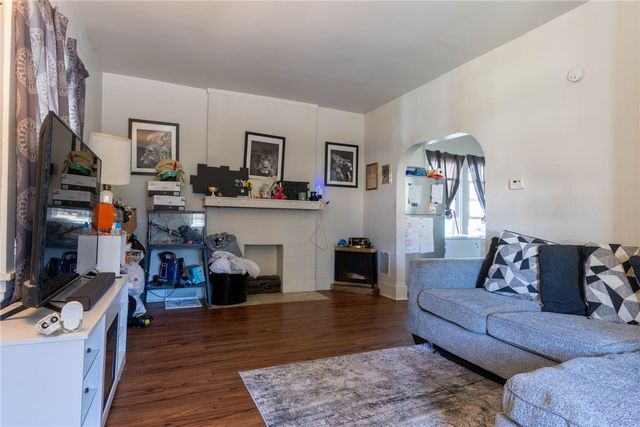 1123 Craig St, Mckeesport, PA 15132