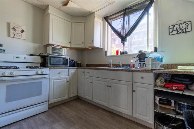 1123 Craig St, Mckeesport, PA 15132