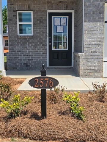 2576 Double Oak Trail, Lawrenceville, GA 30045