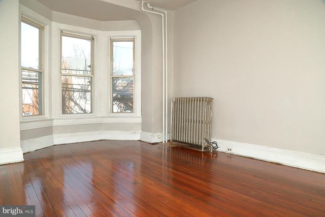 690 E PHILADELPHIA ST, York, PA 17403