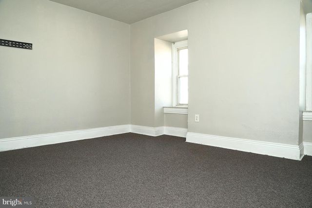 690 E PHILADELPHIA ST, York, PA 17403