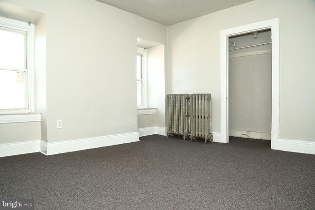 690 E PHILADELPHIA ST, York, PA 17403