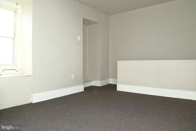 690 E PHILADELPHIA ST, York, PA 17403