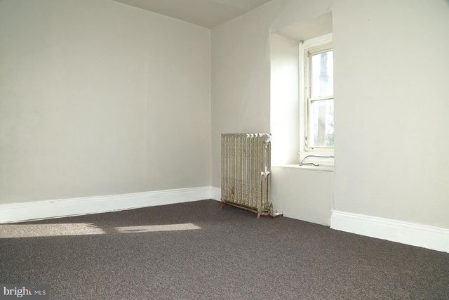 690 E PHILADELPHIA ST, York, PA 17403