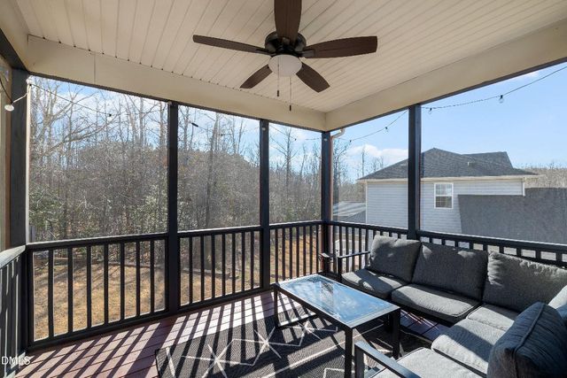 905 Shefford Town Drive, Rolesville, NC 27571