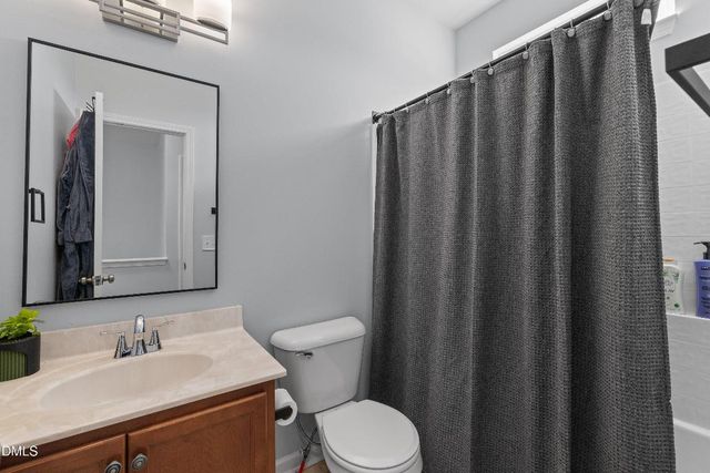 905 Shefford Town Drive, Rolesville, NC 27571