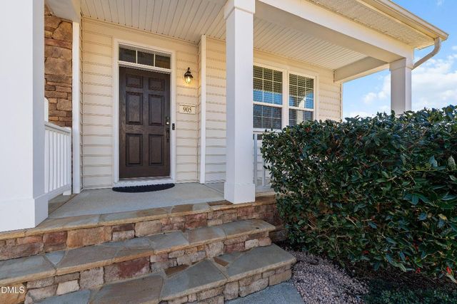 905 Shefford Town Drive, Rolesville, NC 27571