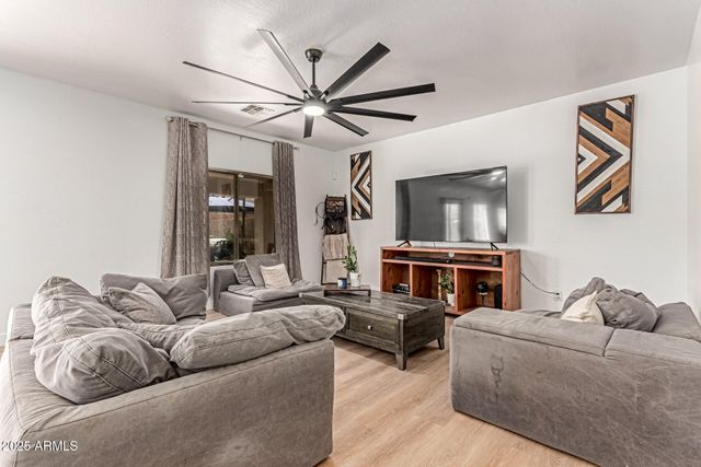 43501 W BLAZEN Trail, Maricopa, AZ 85138